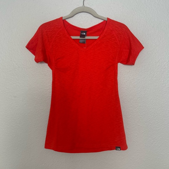 The North Face Women's Bright Red V-Neck Technical Tee - Picture 1 of 4